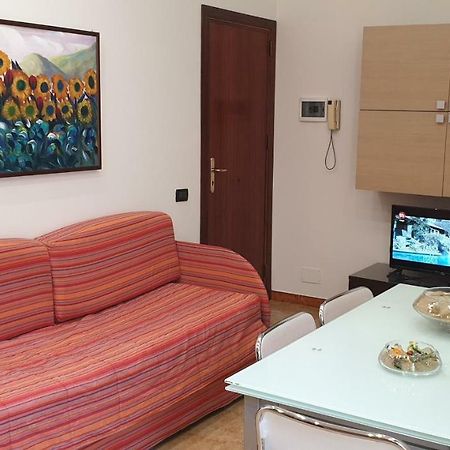 Casa Vacanze L'isola del Relax Isola delle Femmine Esterno foto