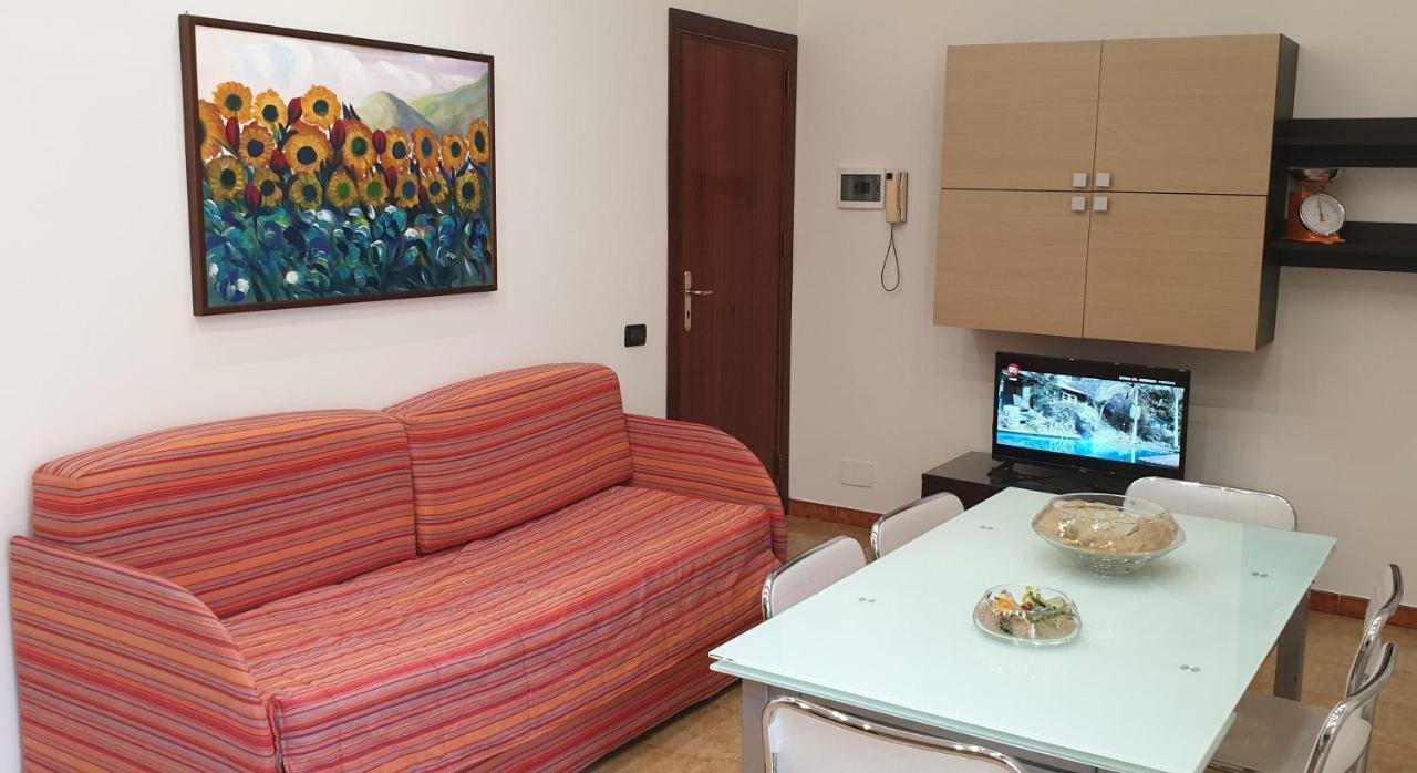 Casa Vacanze L'isola del Relax Isola delle Femmine Esterno foto